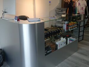 Mobiliario Comercial y Stands Personalizados